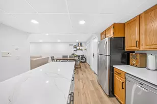 11 Shadowbrook Ln, Milford, MA 01757 - Photo 4