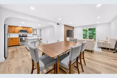 11 Shadowbrook Ln #22, Milford, MA 01757 - Photo 6