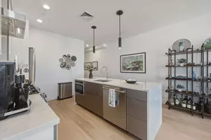 20 W Fifth St, Boston, MA 02127 - Photo 6