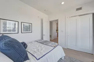 20 W Fifth St, Boston, MA 02127 - Photo 16