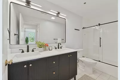 110 Coolidge Hill Rd #2, Watertown, MA 02472 - Photo 12