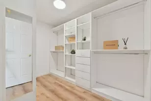 110 Coolidge Hill Rd, Watertown, MA 02472 - Photo 14