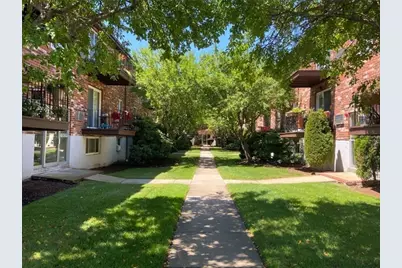 25 Westgate Rd #2, Boston, MA 02467 - Photo 2
