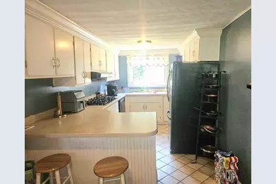 114 Pearl Street, Dartmouth, MA 02748 - Photo 4