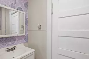 72 Sagamore Ave, Chelsea, MA 02150 - Photo 14