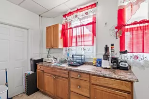 72 Sagamore Ave, Chelsea, MA 02150 - Photo 16