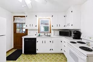 57 Arthur St, Springfield, MA 01104 - Photo 10