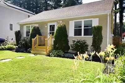 34 Thirteenth Ave, Halifax, MA 02338 - Photo 1