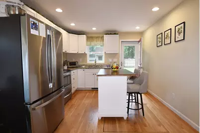34 Thirteenth Ave, Halifax, MA 02338 - Photo 10