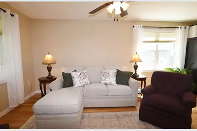 34 Thirteenth Ave, Halifax, MA 02338 - Photo 4