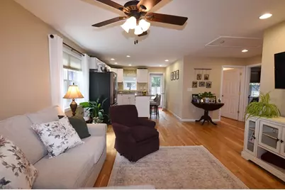 34 Thirteenth Ave, Halifax, MA 02338 - Photo 8