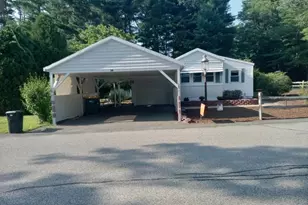 28 Maplewood Dr, Halifax, MA 02338 - Photo 1