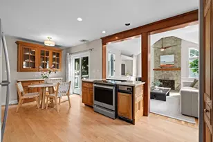 26 Hawthorn Ave, Needham, MA 02492 - Photo 8