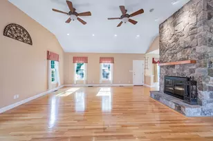 333 Chestnut St, Wilmington, MA 01887 - Photo 10