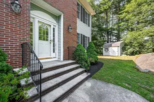 333 Chestnut St, Wilmington, MA 01887 - Photo 2