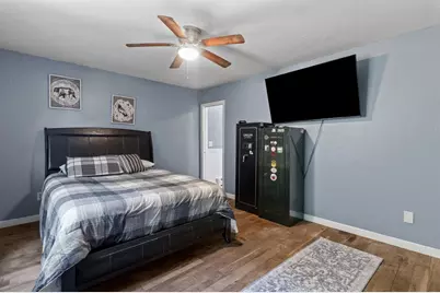 93 Pine St, Leicester, MA 01524 - Photo 10