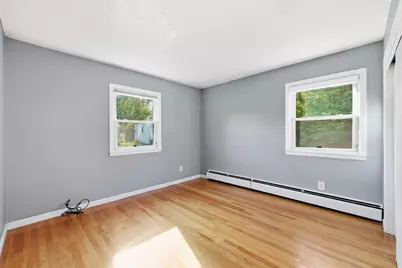 17 Keddy Street, Springfield, MA 01109 - Photo 16