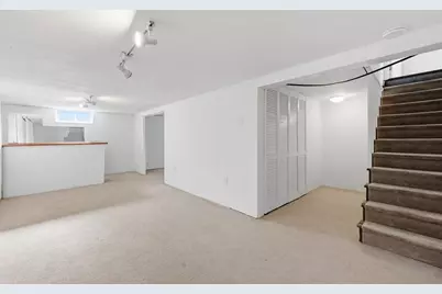 17 Keddy Street, Springfield, MA 01109 - Photo 18