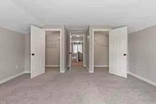 35 Cedar St, Gardner, MA 01440 - Photo 24