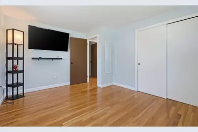 5 Rainville Ave, Fitchburg, MA 01420 - Photo 12