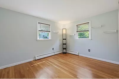 5 Rainville Ave, Fitchburg, MA 01420 - Photo 14