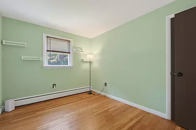 5 Rainville Ave, Fitchburg, MA 01420 - Photo 16