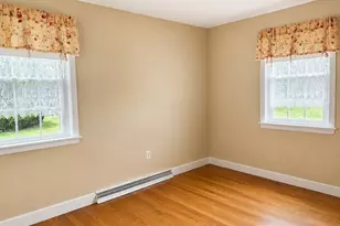 29 Forest St, Franklin, MA 02038 - Photo 8