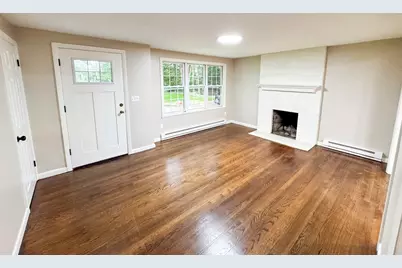 181 Dresser Hill Rd, Dudley, MA 01571 - Photo 6