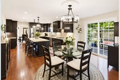 4 Murray Hill Circle, Wilmington, MA 01887 - Photo 2