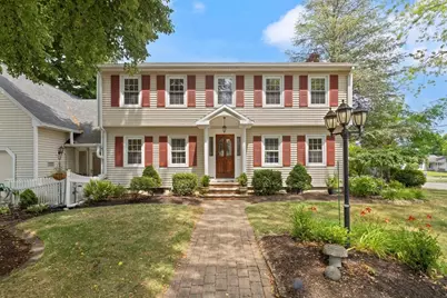 4 Berrywood Ln, Beverly, MA 01915 - Photo 2