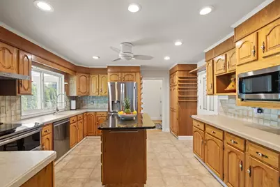 4 Berrywood Ln, Beverly, MA 01915 - Photo 14