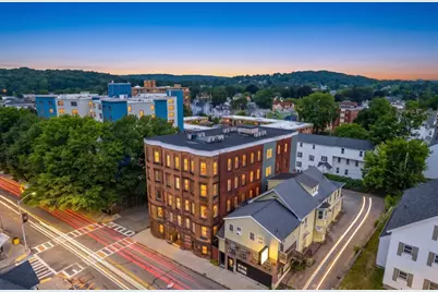 257 Pleasant St #7, Worcester, MA 01609 - Photo 32