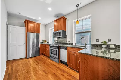 257 Pleasant St #7, Worcester, MA 01609 - Photo 4