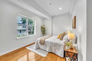 257 Pleasant St, Worcester, MA 01609 - Photo 14