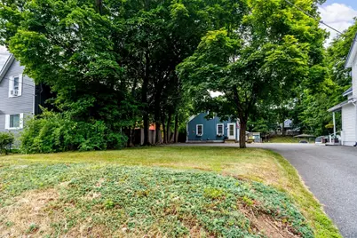 48R Manchester St, Leominster, MA 01453 - Photo 8