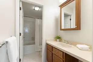 666 Main St, Winchester, MA 01890 - Photo 18
