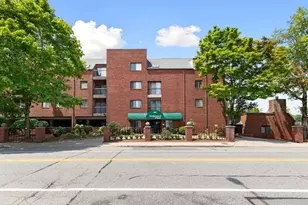 666 Main St, Winchester, MA 01890 - Photo 2