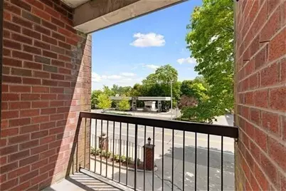 666 Main #211, Winchester, MA 01890 - Photo 24