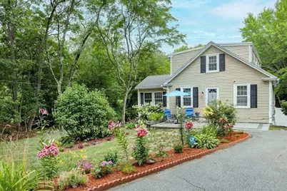 165 Astle St, Tewksbury, MA 01876 - Photo 1