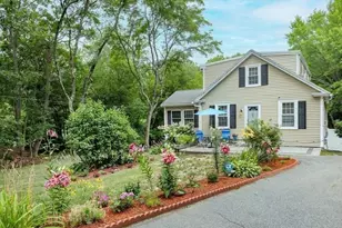 165 Astle St, Tewksbury, MA 01876 - Photo 2