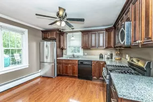 165 Astle St, Tewksbury, MA 01876 - Photo 10