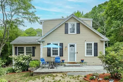 165 Astle St, Tewksbury, MA 01876 - Photo 4