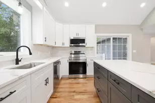 5 Colfall St, Seekonk, MA 02771 - Photo 2