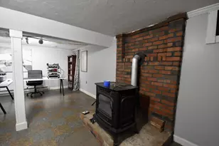 9 Maid Marion St, Oxford, MA 01540 - Photo 28