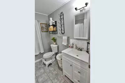 9 Maid Marion St, Oxford, MA 01540 - Photo 26