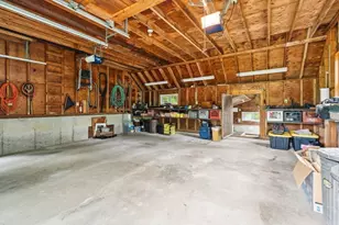 200 Bakerville Rd, Dartmouth, MA 02748 - Photo 24