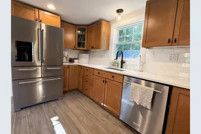 92 Colchester Dr, Plymouth, MA 02360 - Photo 6