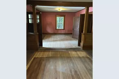 15 Conway St, Beverly, MA 01915 - Photo 8