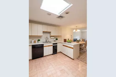 5 Thomas St #P4, Saugus, MA 01906 - Photo 1