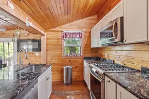 19 Main St, Shirley, MA 01464 - Photo 8
